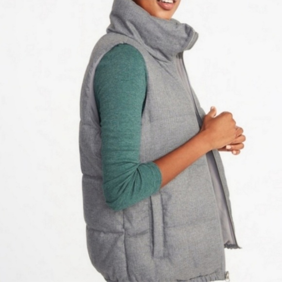 Womens vest - Picture 3 of 6
